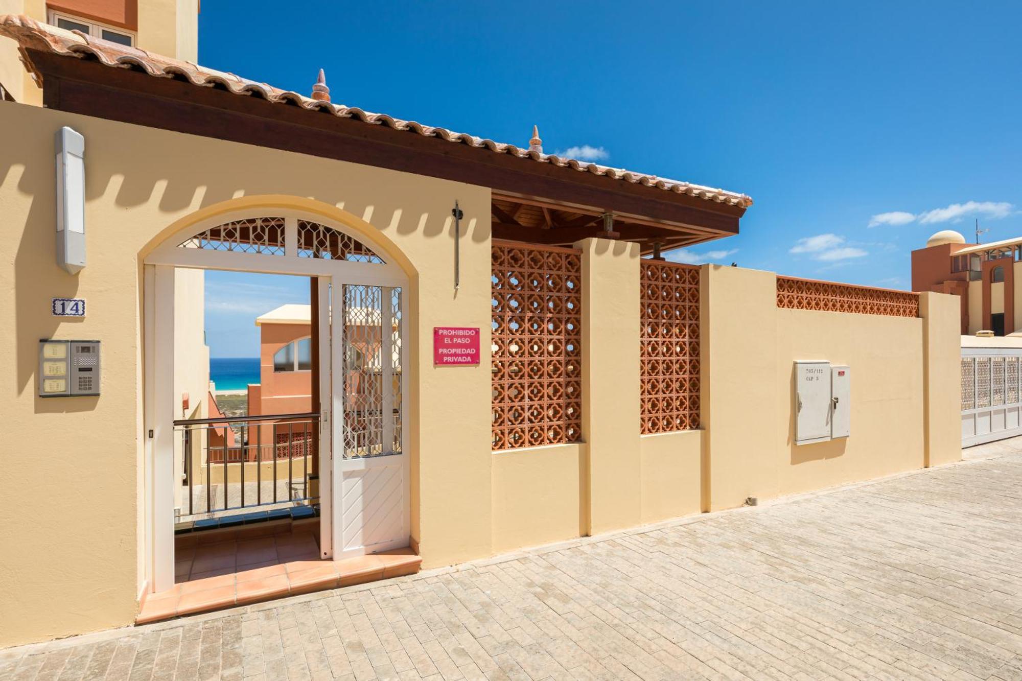 Cosy Beach Front Apartment Morro Jable  Exterior photo